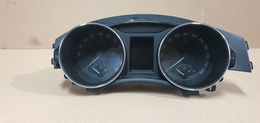 Ceasuri bord skoda superb 2 2.0 tdi 3T1920841E