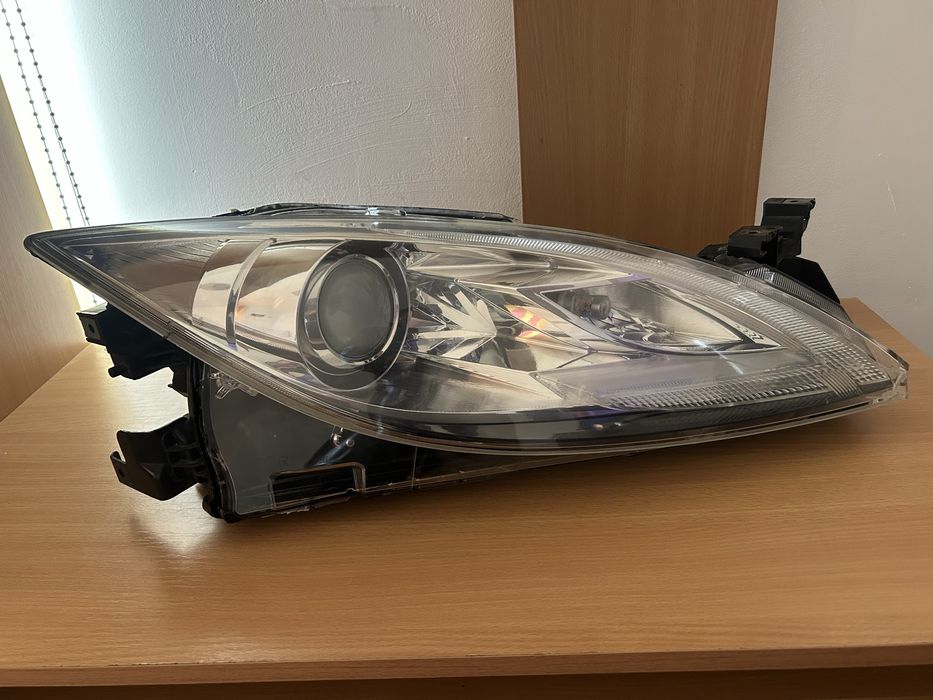 Far dreapta Mazda 6GH bixenon adaptiv si balans  pentru modelul full