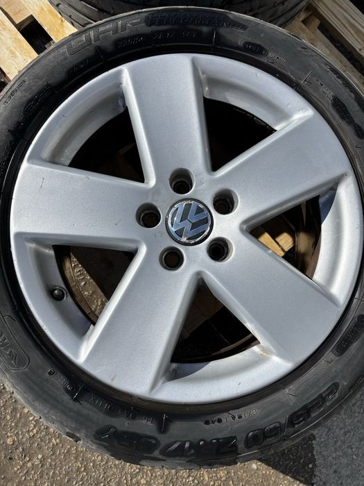 Джанти с гуми 5x112 R17