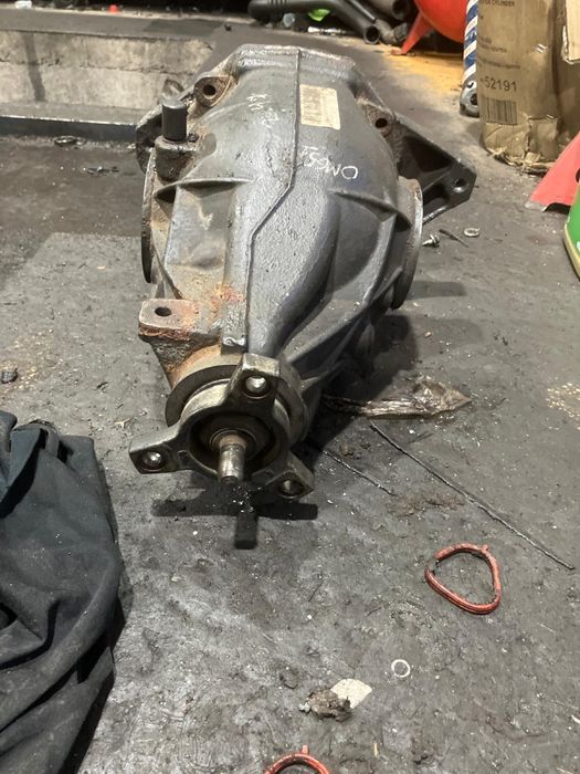 Диференцял за Мерцедес Ц класа 220 2012г дизел