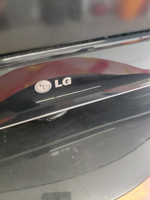 Телевизор LG 42 инча