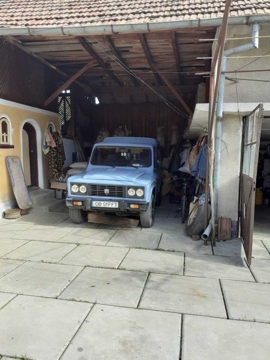 Vand ARO 243 motor Brasov