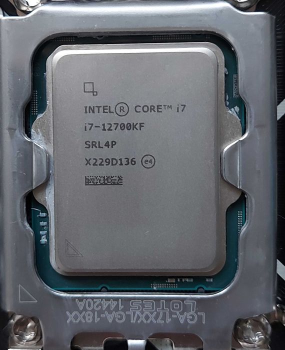 KIT i7 12700KF + ASUS PRIME Z690-P D4 + Cooler intel Oradea • OLX.ro