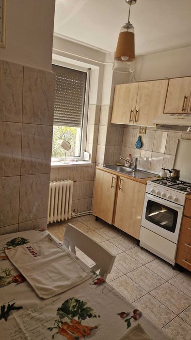 Vand apartament 2 camere