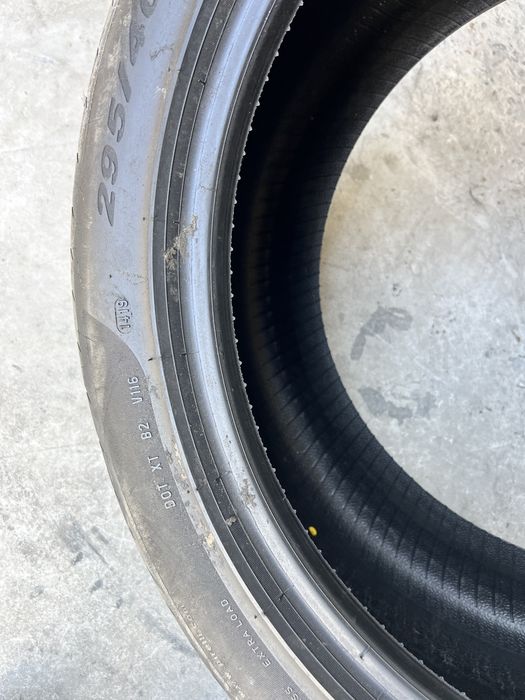 4 anvelope vara 295/40/20 + 265/45/20 , Pirelli !