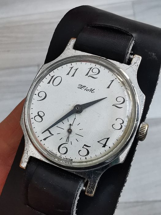Ceas ZYM -Int. Manuala -34 mm Funcționează excelent !