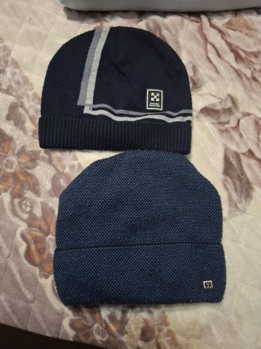 Срочно продам детские шапки