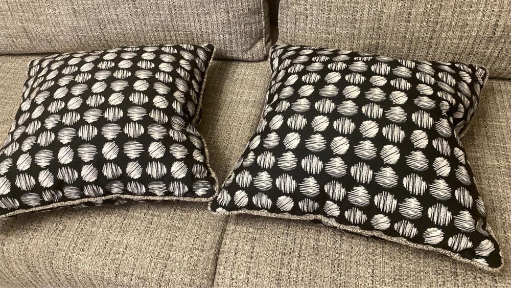 Диван раскладной с подушками