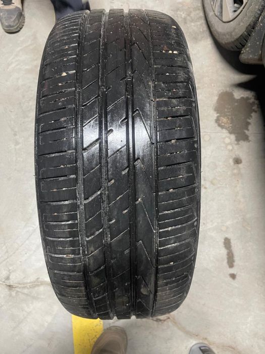 Летние шины 235/50/19