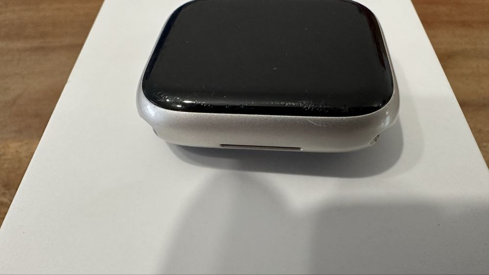 Apple Watch Series 7, 41mm, Starlight - Изгодно