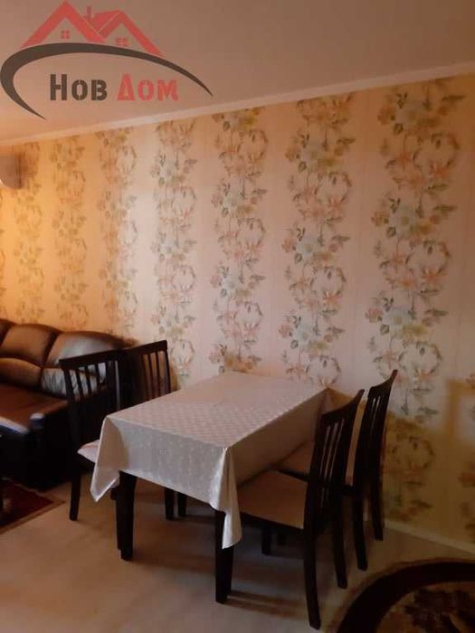 Дава се под наем Двустаен апартамент в Велико Търново, Център - 75 кв.м за 357 € - Снимка #4