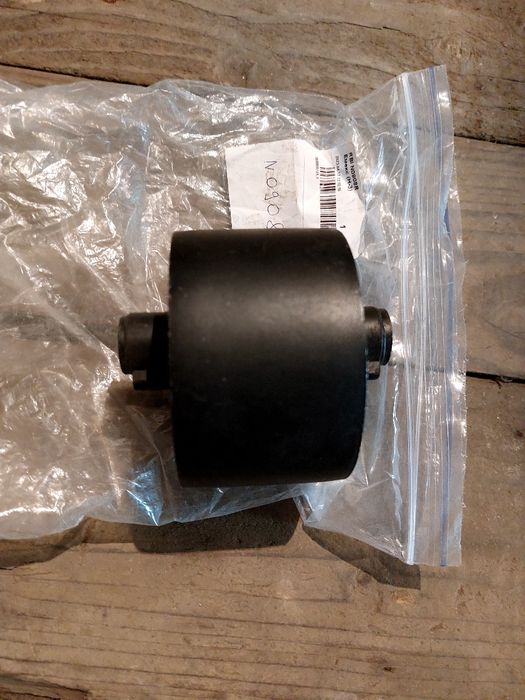 Подушка на Nissan Micra