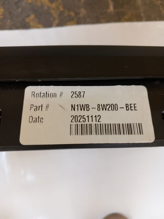 Нова оригинална предна решетка Форд Рейнджър T9