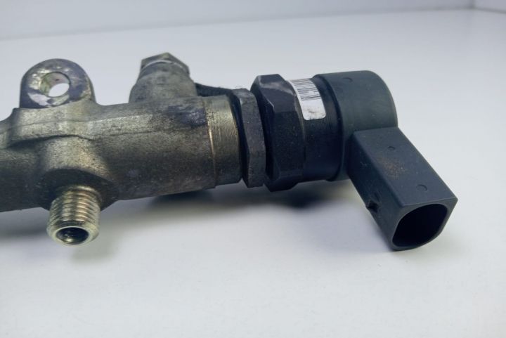 Rampa injectoare   A6120700195 Mercedes-Benz E-Class W211 (facelift)