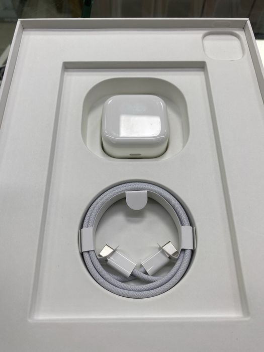 iPad Pro 11 M2 256gb симкарта б/у