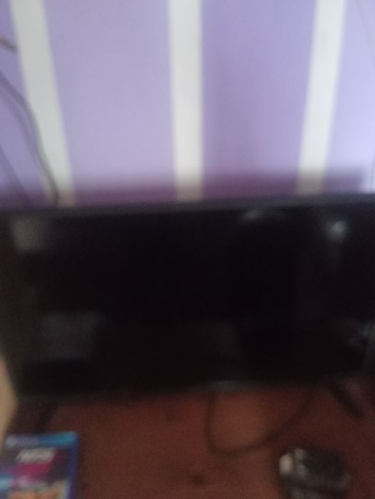 PS4 1tera plus plasma și volan