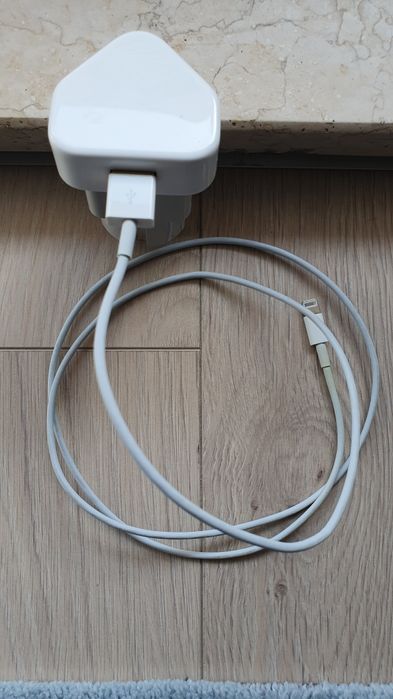 Incarcator Apple UK+adaptor+Cablu Lightning alimentare date Curier OLX