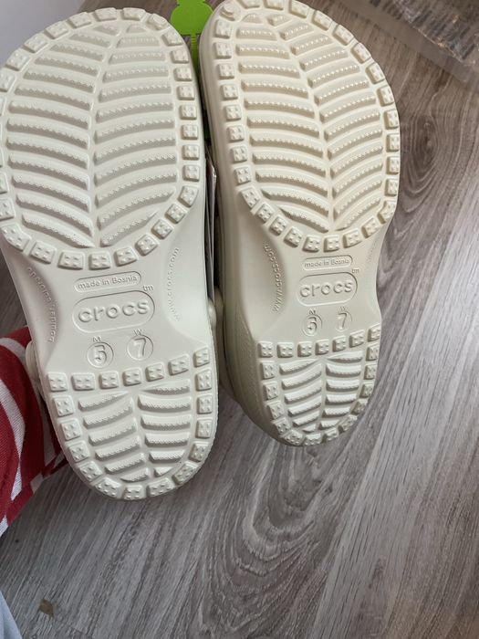 Papuci Crocs mar 37