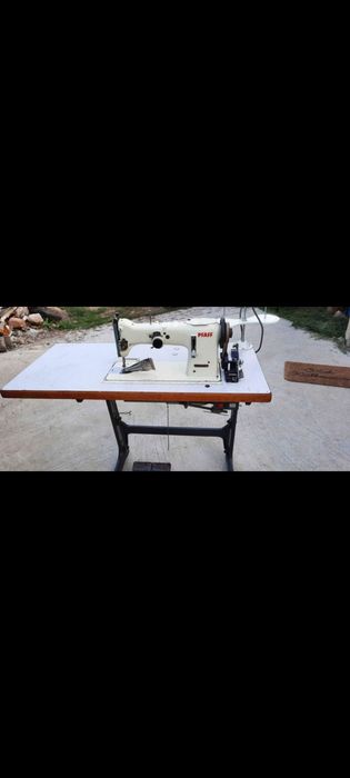 Професионална шевна машина PFAFF