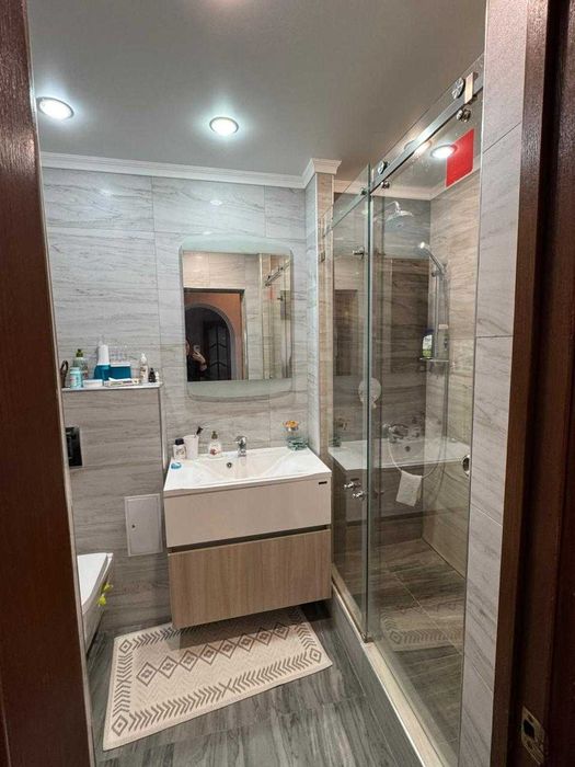 Продается 3 ком квартира район Универмаг