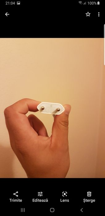 Vand încărcător iphone original 5,6,7,etc.