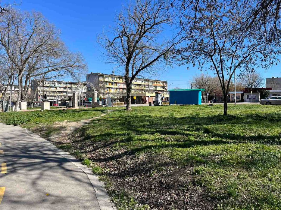 Продава се Парцел в Девня - 2426 кв.м за 153 €/кв.м - Снимка #1