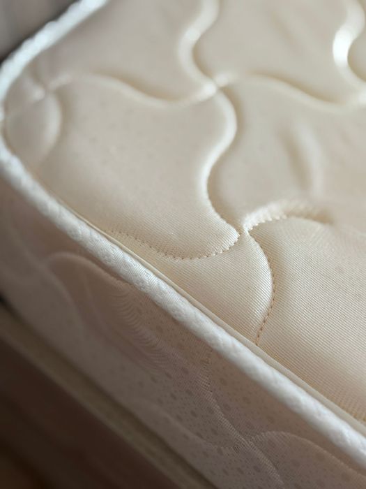 Продам матрас полиуретан