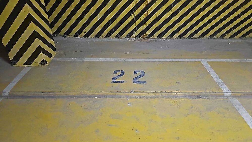 Подземная парковка: надёжно и безопасно.