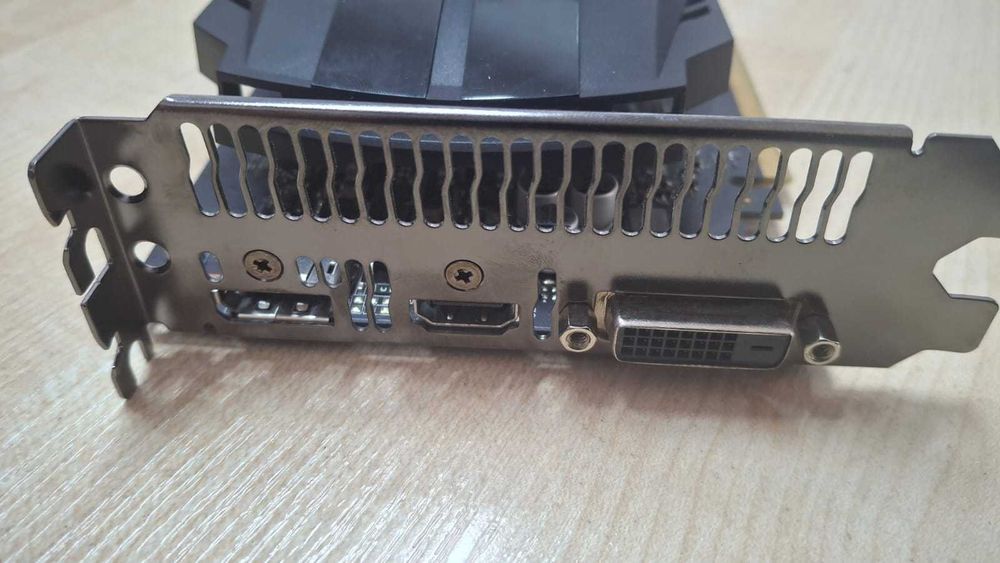 видеокарта Nvidia GTX-1050ti