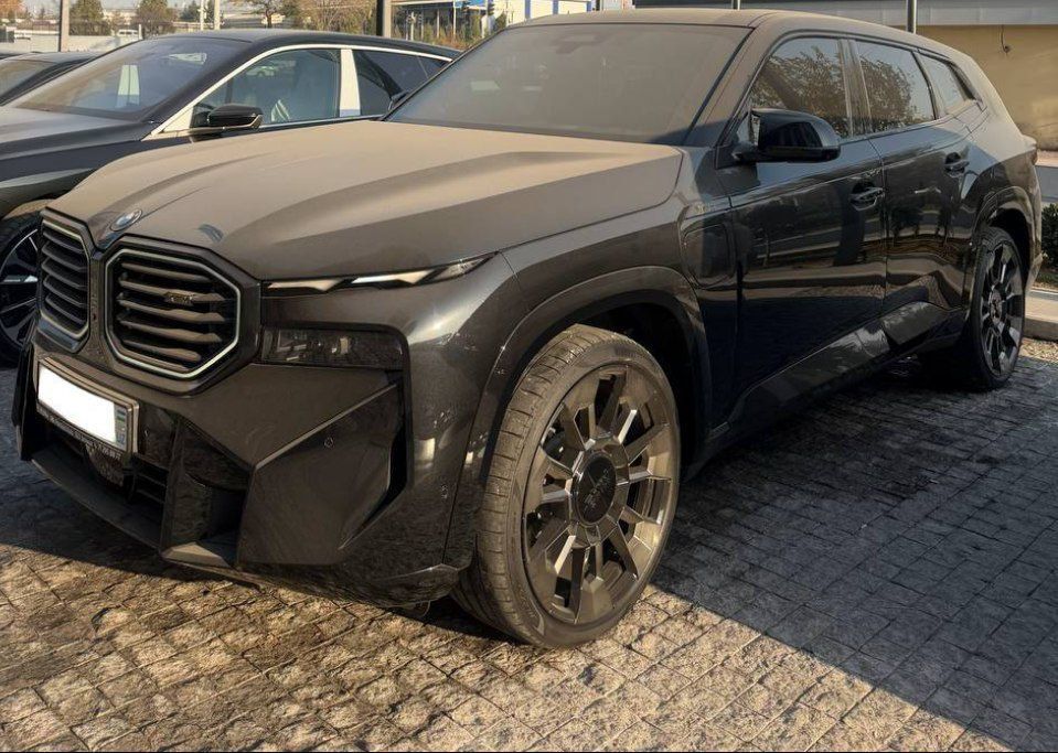 Bmw xm продается