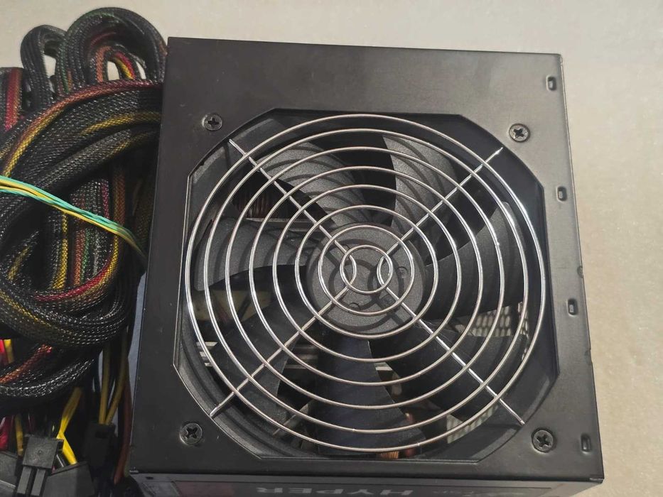 Sursa PC FSP HYPER 500, 500W, PFC Activ, 2 x 6+2 Pin PCI-E, 120mm