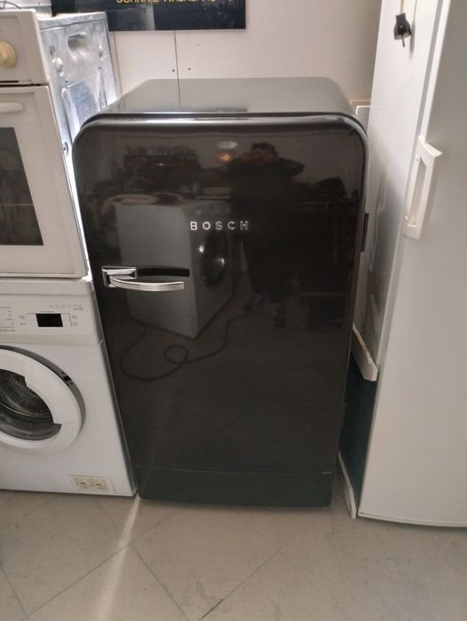 Ретро хладилник BOSCH edition