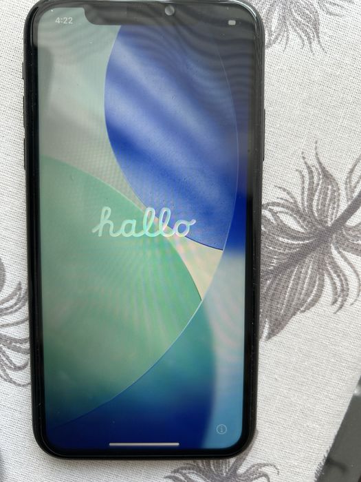 Продам телефон 11 айфон