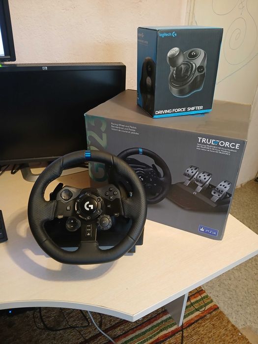 С ГАРАНЦИЯ! Logitech G923 Force Feedback волан със скорости за PC и PS