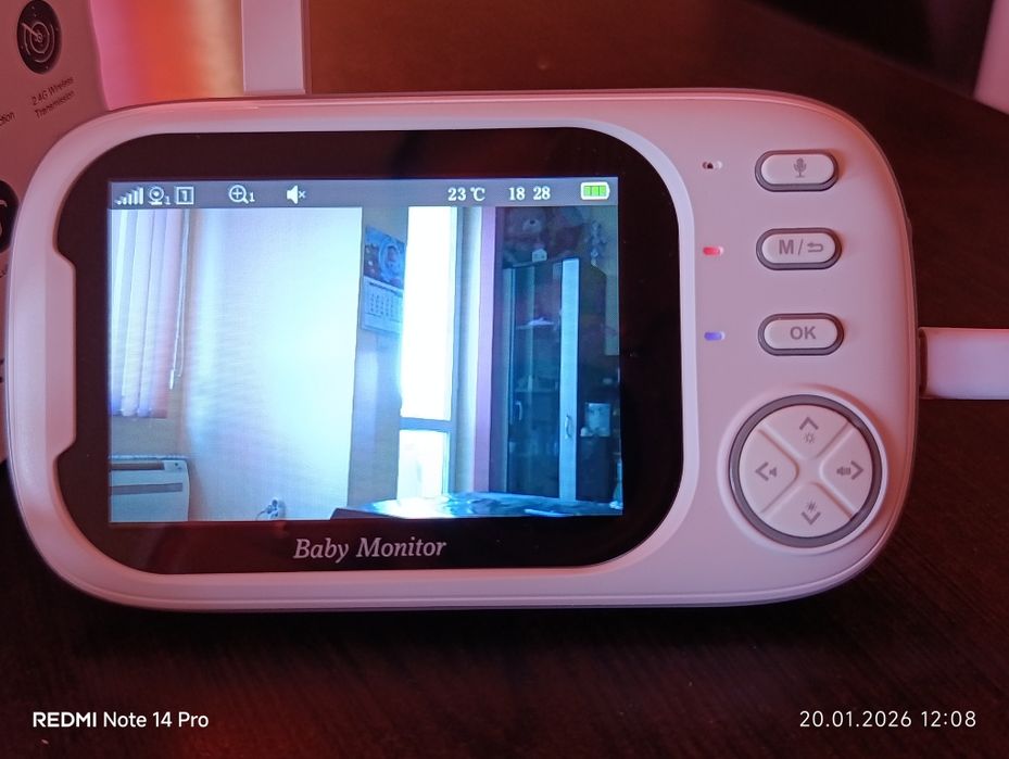 Бебефон с камера