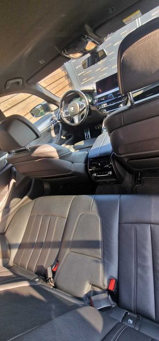 BMW 540i xDrive 340CP M Sport | Harman Kardon | Ventilație Scaune