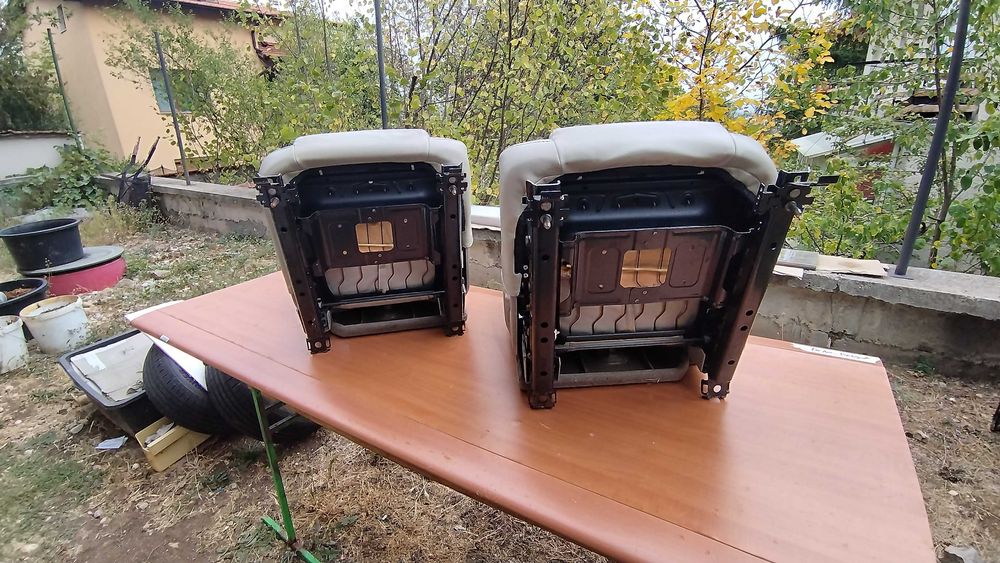 VOLVO XC90 Седалки предни и 2 задни светла кожа