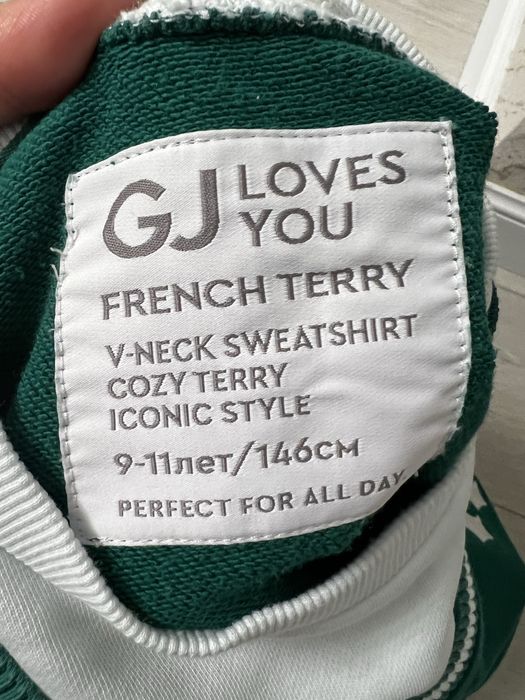 Продам детскую кофту