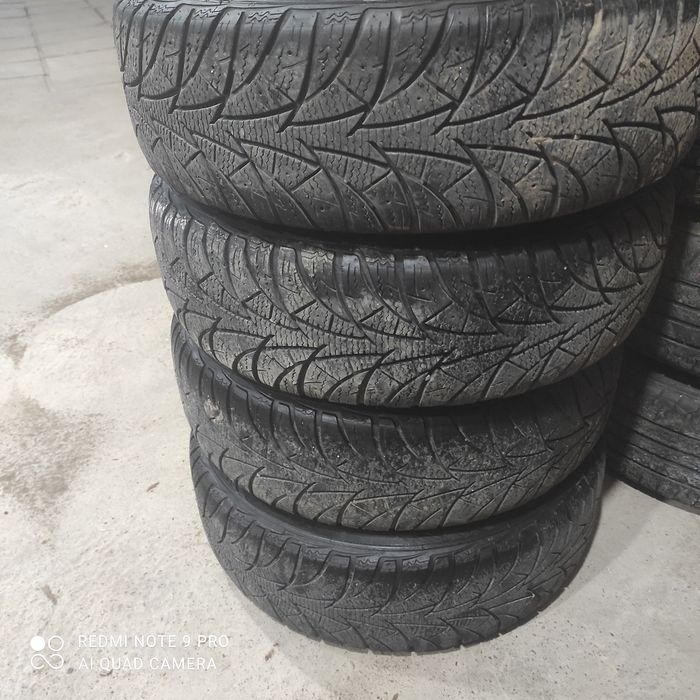 Продам зимние баллоны с дисками