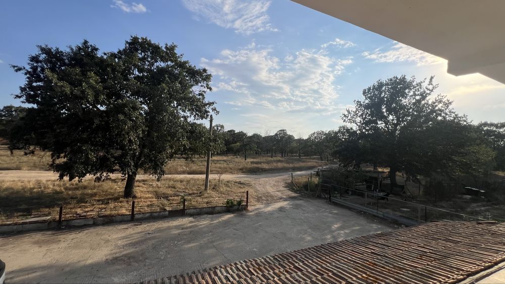 Собствена : Къща в с.Порой пред гората