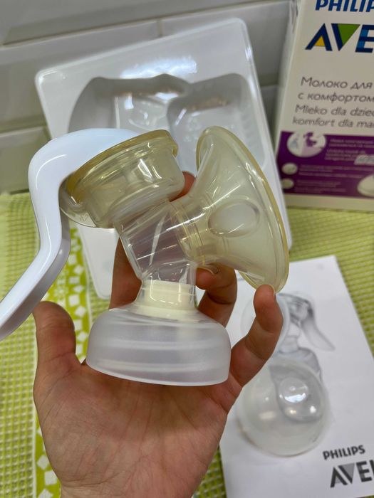 ручной молокоотсос  от Philips Avent