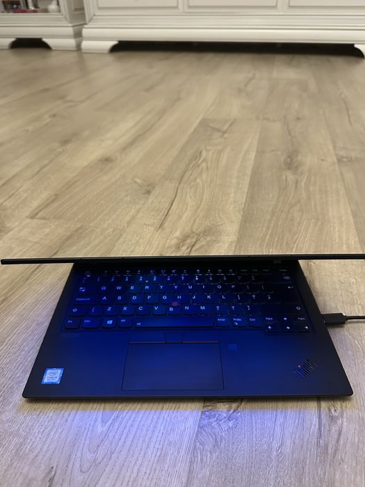 Lenovo ThinkPad X1 Carbon