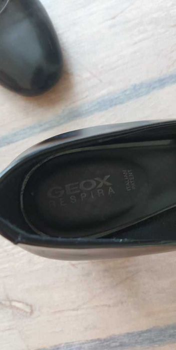 Маркови  анатомични  естествена кожа обувки с ток  38 номер 6.5см