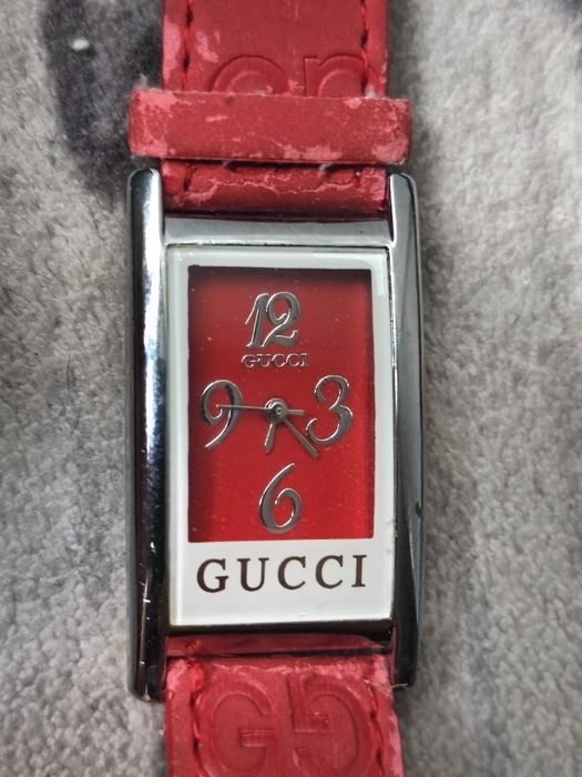 Дамски часовник GUCCI