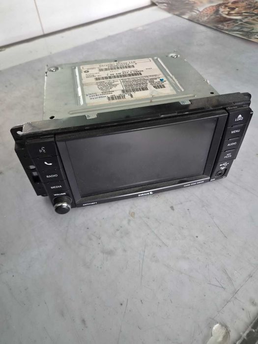 13-19 grand caravan навигационен радиоплейър дисплей oem rhb p05091331af