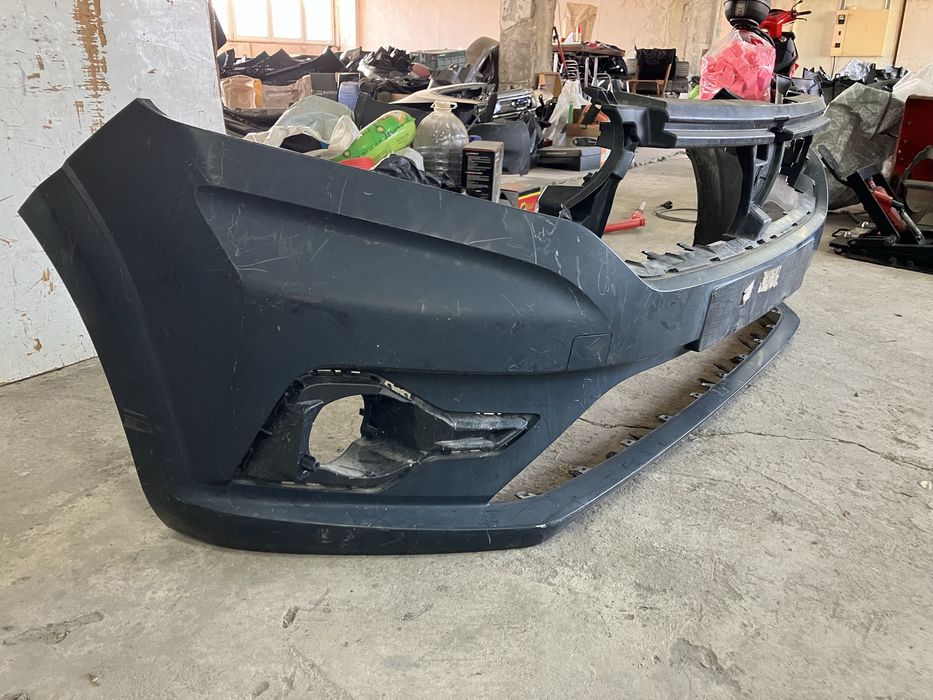 Предна броня за Dacia Logan Дачиа Логан 2021-