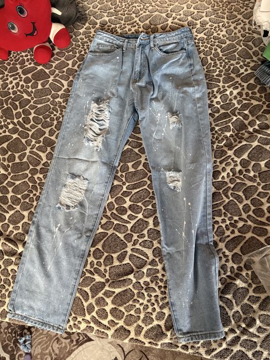 Дамски дънки на различни марки