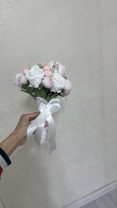 Продам свадебные букеты