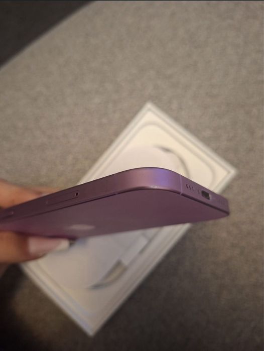 Iphone 16 roz 128 GB-in stare foarte buna, liber de retea, negociabil ...