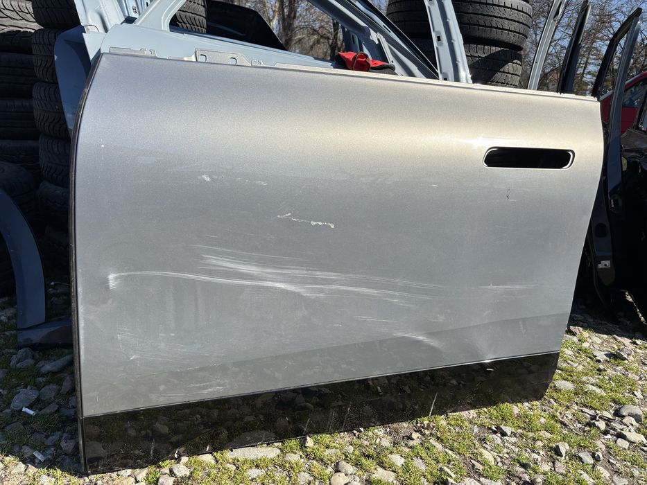 Врата БМВ ИХ/BMW Ix I20